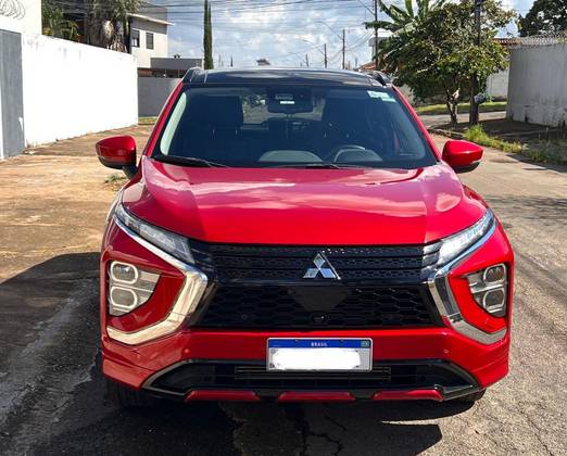 MITSUBISHI ECLIPSE CROSS 1.5 MIVEC TURBO GASOLINA HPE-S S-AWC CVT MITSUBISHI ECLIPSE CROSS 1.5 MIVEC TURBO GASOLINA HPE-S S-AWC CVT